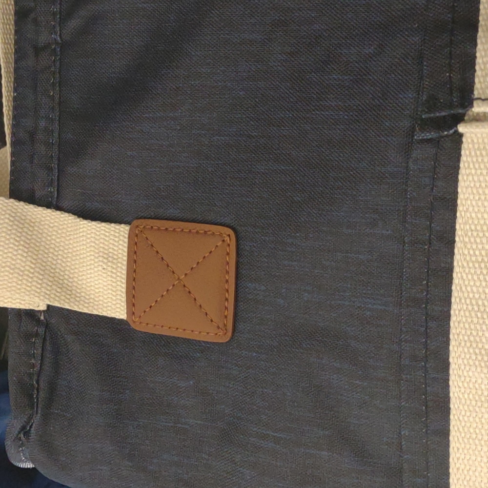 Ice cooler - Picture 2 of 2